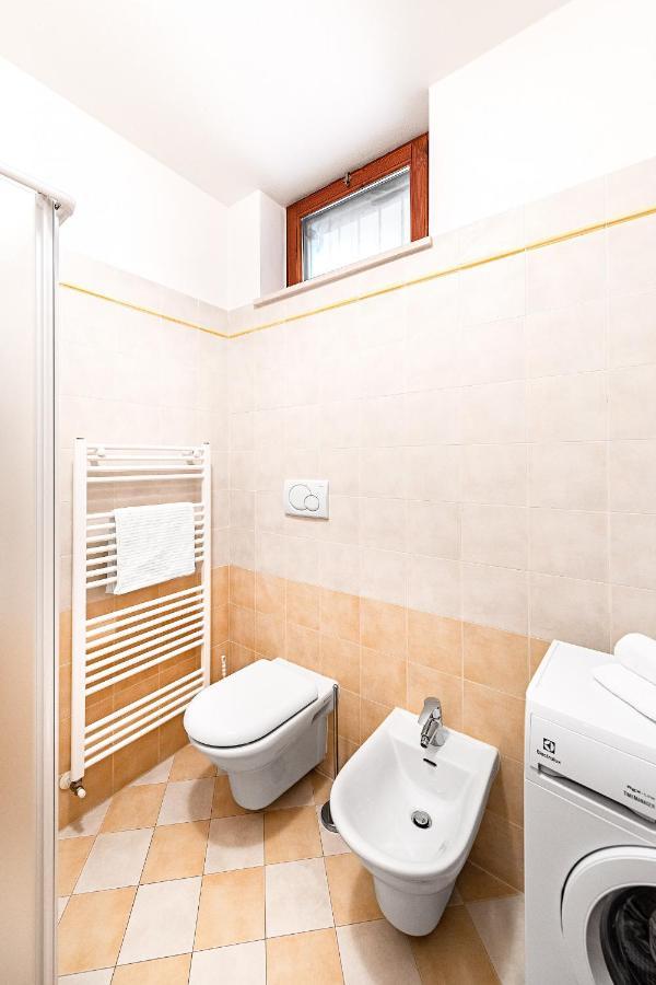Residence Sole T29 Apartment By Wonderful Italy Sirmione Eksteriør billede